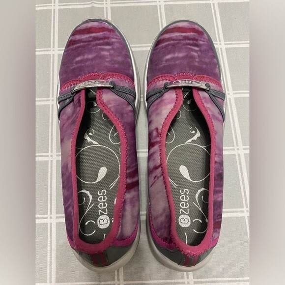 BZees Lavish Purple Pink Gray Slip On Style Casual Comfort Shoe Size 6.5M - Picture 6 of 10